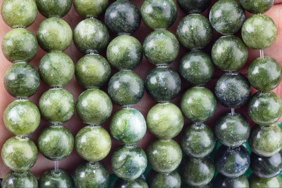Southern Jade Round Bead Natural Crystal Gemstone Różne rozmiary korali