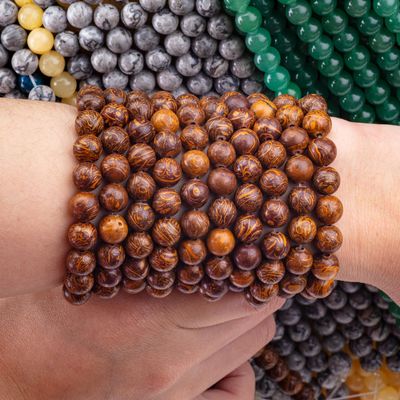 Jade z złotym niciem Krągłe korale naturalny kryształ kamienie szlachetne Luźne struny korali do robienia biżuterii DIY