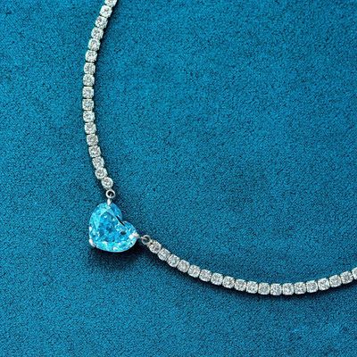 Elegantny naszyjnik w kształcie serca Aqua Blue 925 Sterling Silver Heart Gemstone